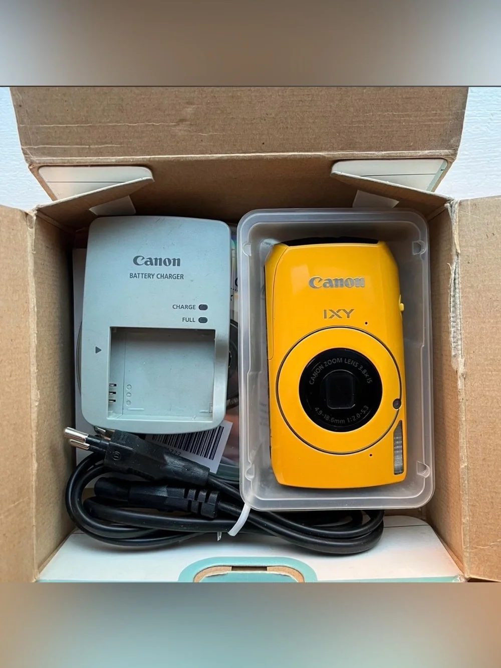 rare New w Box Canon IXY 30S matte yellow camera w Battery, Case, Charger includ